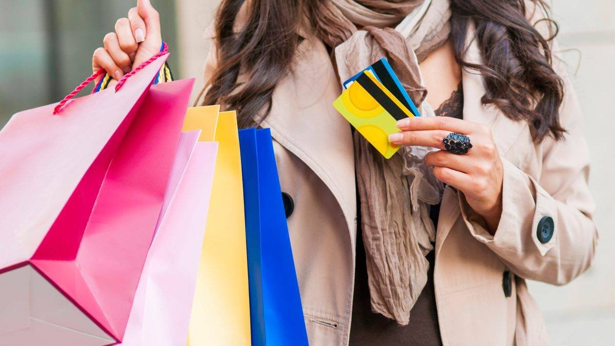 Why Do Shopping Addicts Keep Spending Their Money? - Willing Ways